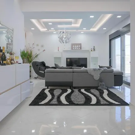 Diamond Luxury Corfu Villa