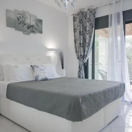 Diamond Luxury Corfu Villa *