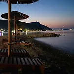 빌라 Diamond Luxury Corfu *